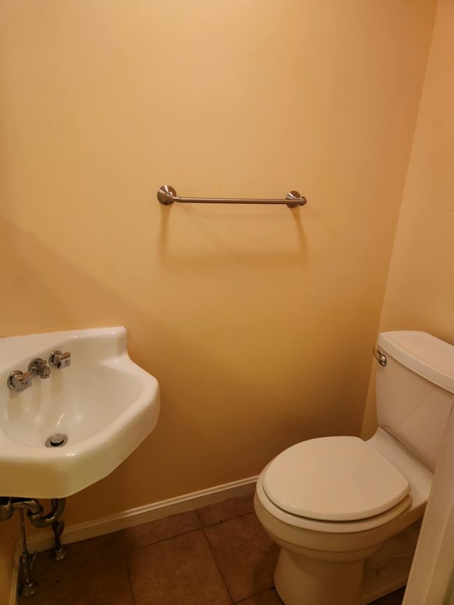 UNIT-2 - 17 Burns Ave, Condo with 2 bedrooms, 2 bathrooms and null parking in Concord NH | Image 4
