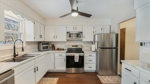 1707 10th Ave Se, Saint Cloud, MN, 56304-2205 | Card Image