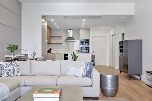 apt-1633-2301 Collins Ave, Miami Beach, FL, 33139-1602 | Card Image