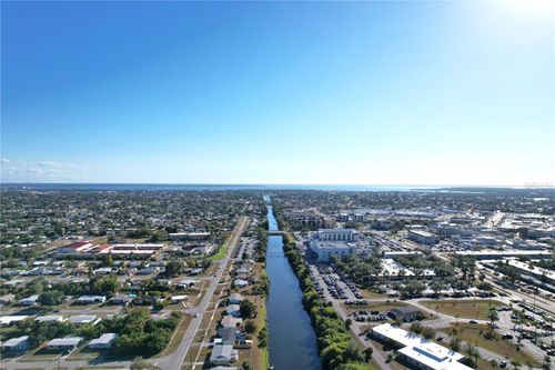 2351 Easy St, PORT CHARLOTTE, FL, 33952-5414 | Card Image