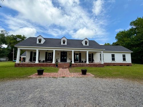 162 E 153rd St, Galliano, LA, 70354-4413 | Card Image