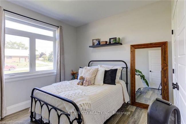 21 Paxton St, House other with 4 bedrooms, 3 bathrooms and 6 parking in Holyrood ON | Image 24