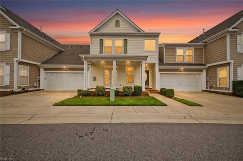 f3-203 Cobblestone Reach, Suffolk, VA, 23435-3829 | Card Image