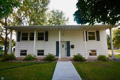 429 14th St N, Breckenridge, MN, 56520-1710 | Card Image