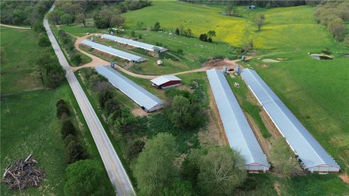 8111 Highway 103 N, Green Forest, AR, 72638-2483 | Card Image