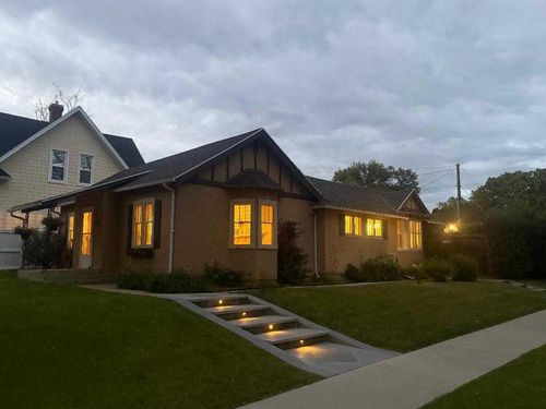 1407 4 Ave S, Lethbridge, AB, T1J0R6 | Card Image
