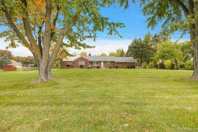 17747 N Nunneley Road, Home with 5 bedrooms, 3 bathrooms and null parking in Clinton Twp MI | Image 3