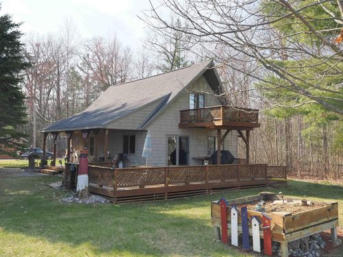 7484 Cedar Lake Rd, Oscoda, MI, 48750-9449 | Card Image