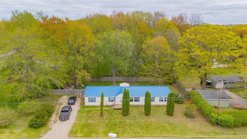 299 Cloverleaf Ln, Houghton Lake, MI, 48629-9637 | Card Image