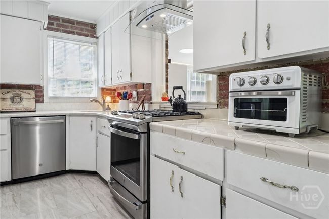 1616 Skidaway Rd, House other with 5 bedrooms, 3 bathrooms and null parking in Savannah GA | Image 15