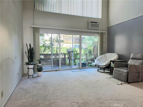 8-d-3050 S Bristol St, Santa Ana, CA, 92704-6720 | Card Image