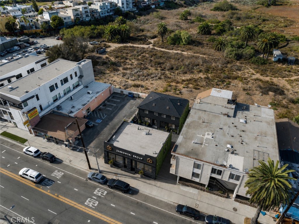 Commercial Lease in Playa Del Rey 5