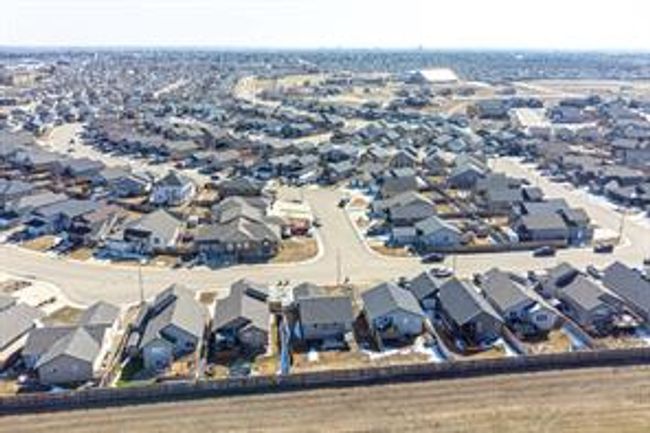 4004 74 Ave, House detached with 5 bedrooms, 2 bathrooms and 3 parking in Lloydminster AB | Image 36