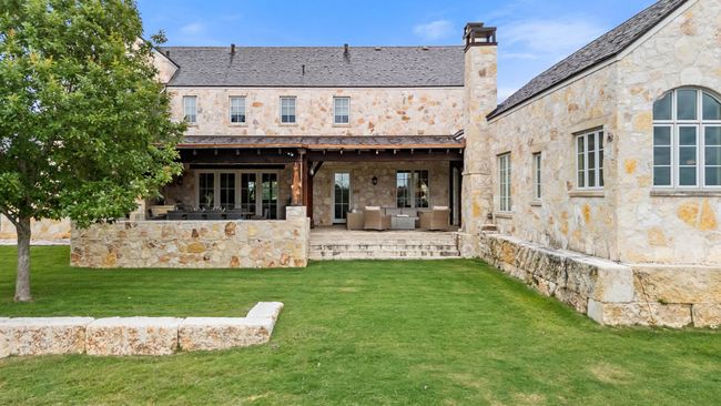 2194 Boot Ranch Cir, House other with 6 bedrooms, 7 bathrooms and null parking in Fredericksburg TX | Image 9