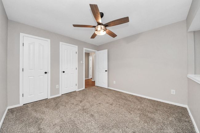 1410 Long View Dr, House other with 5 bedrooms, 4 bathrooms and 3 parking in Pearland TX | Image 25