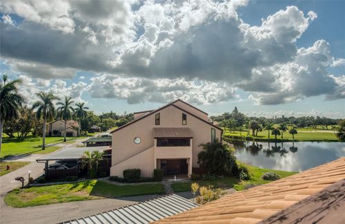 d-1328 Pelican Creek Xing, ST PETERSBURG, FL, 33707-3964 | Card Image