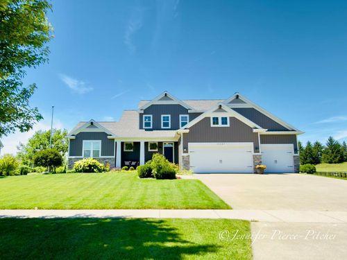11127 Waterpoint Dr, Allendale, MI, 49401-9667 | Card Image