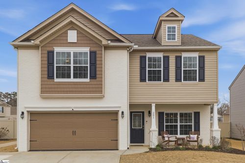201 Addlestone Cir, Fountain Inn, SC, 29644-2151 | Card Image