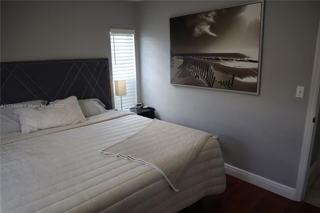 11900 - 11900 Sw 110th Street Cir E, Home with 3 bedrooms, 1 bathrooms and null parking in Miami FL | Image 12