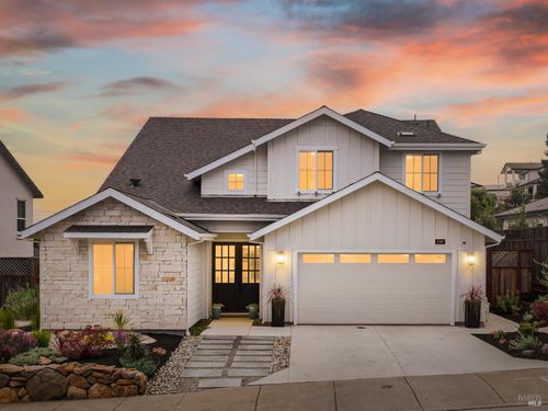 3747 Paxton Pl, Santa Rosa, CA, 95404-7602 | Card Image