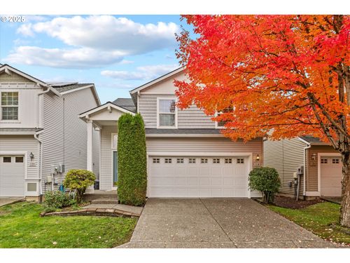 114 Ne Feather Ct, Hillsboro, OR, 97124-6573 | Card Image