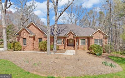 213 Orchard Court, House other with 3 bedrooms, 3 bathrooms and null parking in Clarkesville GA | Image 1