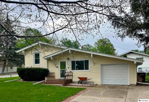 3403 S 49th Avenue, Omaha, NE, 68106 | Card Image