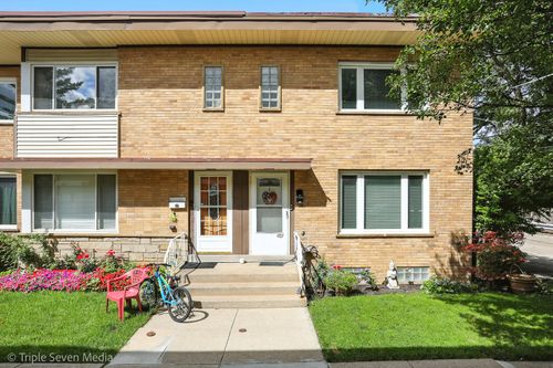 unit-d-4730 Main St, Skokie, IL, 60076-2082 | Card Image