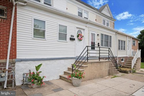 824 Haws Ave, NORRISTOWN, PA, 19401-3736 | Card Image