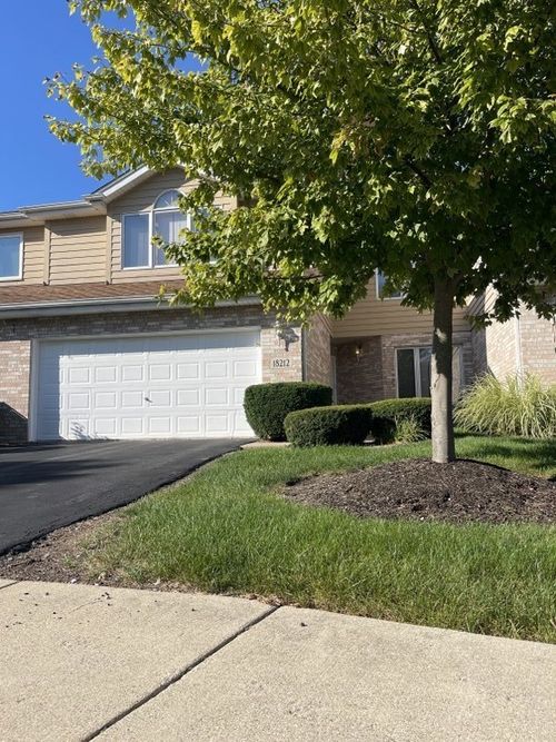 18212 Glen Swilly Cir, Tinley Park, IL, 60477-3624 | Card Image