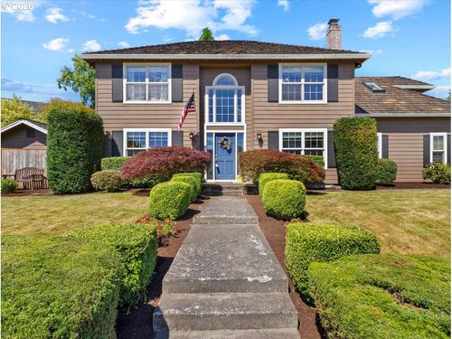 684 Ne Goldie Dr, Hillsboro, OR, 97124-2121 | Card Image