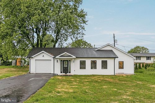1647 4th St, BETHLEHEM, PA, 18020-6514 | Card Image