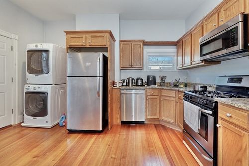 2-437 High St, Medford, MA, 02155 | Card Image