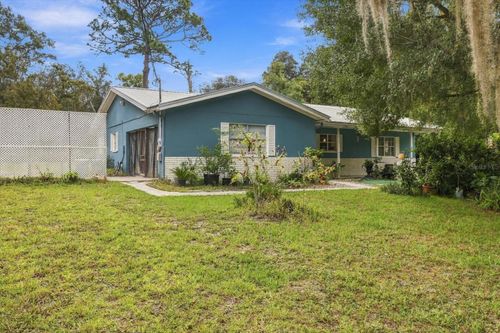 937 N Mcgowan Ave, Crystal River, FL, 34429-7703 | Card Image