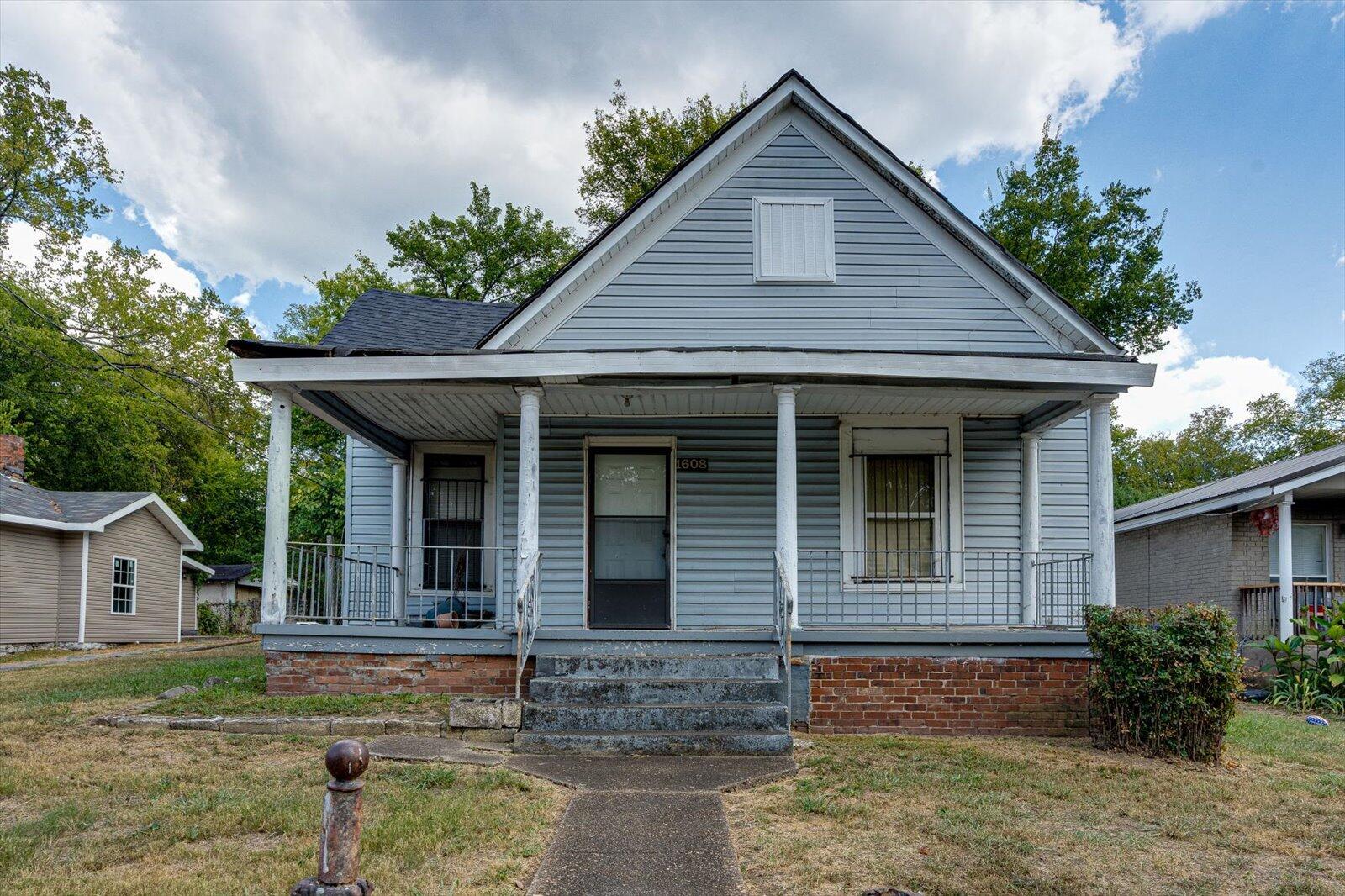 Arlington Ave, Chattanooga, TN 37406