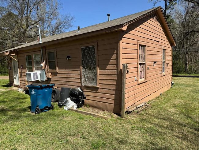 300 State St, House other with 2 bedrooms, 1 bathrooms and null parking in Daingerfield TX | Image 6