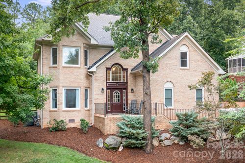 7048 Mariners Ct, Tega Cay, SC, 29708-9356 | Card Image