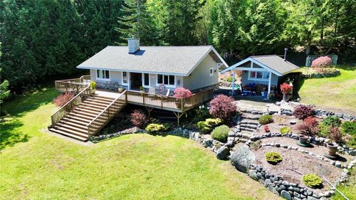 92 Flagpoint Ln, Friday Harbor, WA, 98250-6721 | Card Image