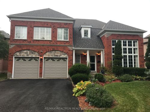 979 Creebridge Cres, Newmarket, ON, L3X1N9 | Card Image