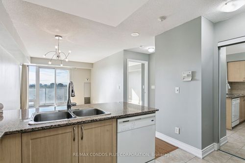1202-7 N Park Rd, Vaughan, ON, L4J0C9 | Card Image