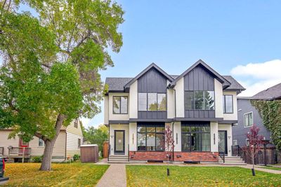 1112B Regent Cres Ne, Home with 5 bedrooms, 3 bathrooms and 2 parking in Calgary AB | Image 2