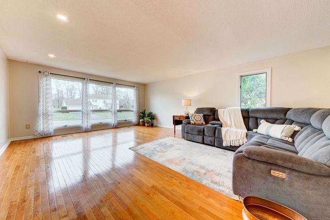 24 Stonegate Dr, House other with 4 bedrooms, 4 bathrooms and null parking in Wethersfield CT | Image 20