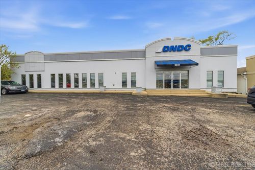 2051 Ogden Ave, Downers Grove, IL, 60515-2677 | Card Image