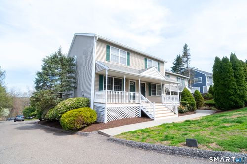 apt-1-39 Coram Rd, Shelton, CT, 06484-4015 | Card Image