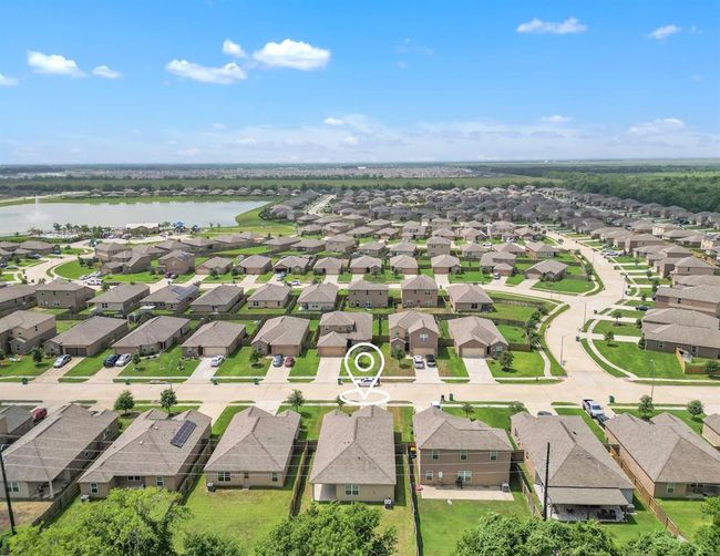 1211 Diamond Drape Dr, House other with 3 bedrooms, 2 bathrooms and 2 parking in Rosharon TX | Image 26
