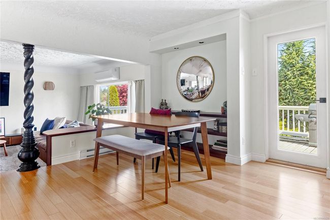 931 Mesher Pl, House other with 3 bedrooms, 3 bathrooms and 4 parking in Esquimalt BC | Image 11
