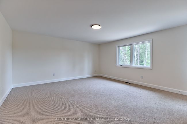 94C Frontenac Cres, House attached with 3 bedrooms, 3 bathrooms and 1 parking in Deep River ON | Image 4