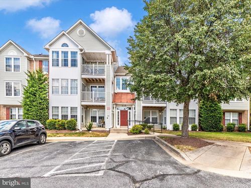 8-902 Blue Leaf Ct, FREDERICK, MD, 21701-3704 | Card Image