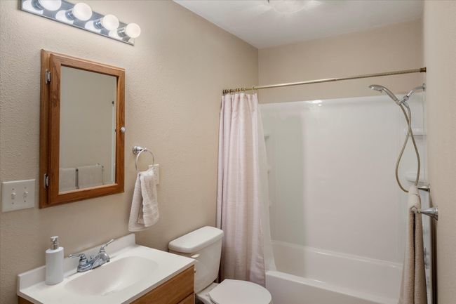 215 Lakeview Dr, House other with 3 bedrooms, 3 bathrooms and null parking in Trinidad TX | Image 25