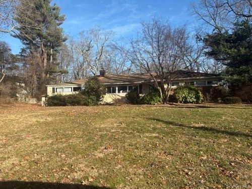3 Stafford Avenue, Oyster Bay, NY, 11797 | Card Image